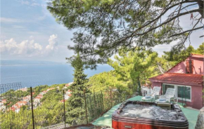 Awesome Home In Brela With Jacuzzi
